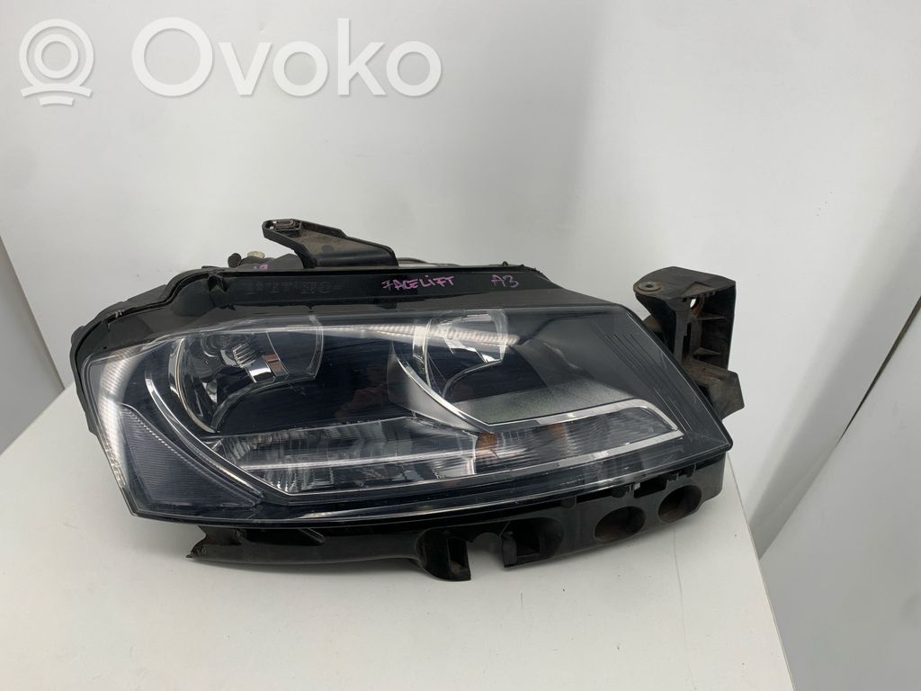 Audi A3 S3 A3 Sportback 8P Lampa przednia 