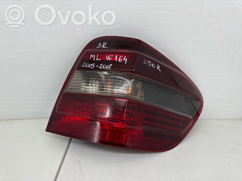 Mercedes-Benz ML W164 Lampă spate în caroserie 