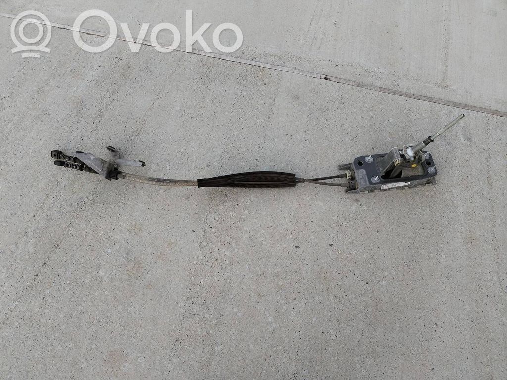 Gear shift cable linkage
