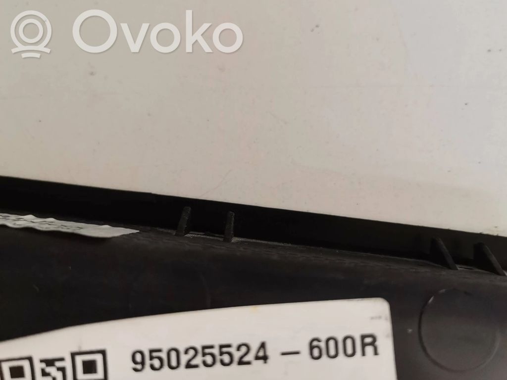 Opel Mokka X Electric window control switch 