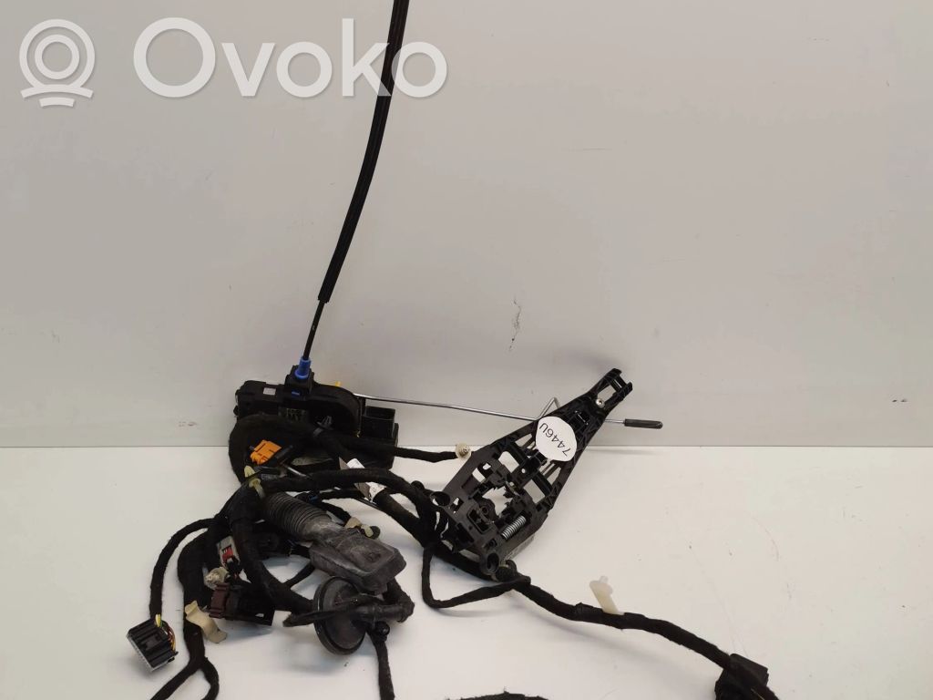 Opel Mokka X Front door lock 