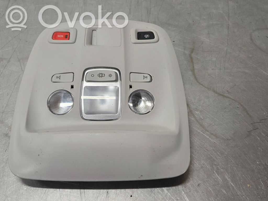 Opel Vivaro Lampka podsufitki tylna 