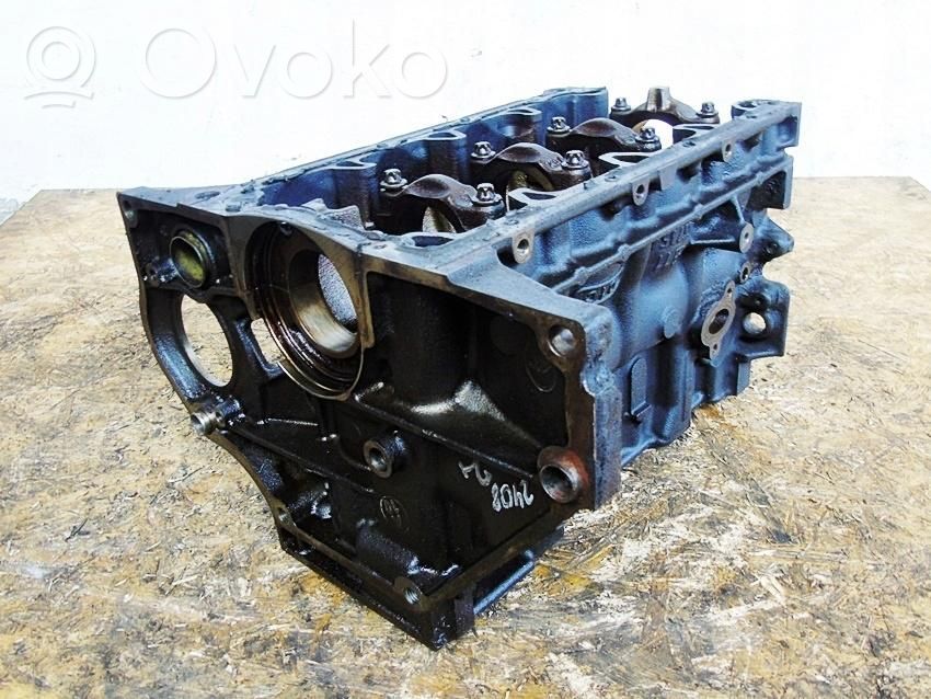 Opel Astra H Engine block 
