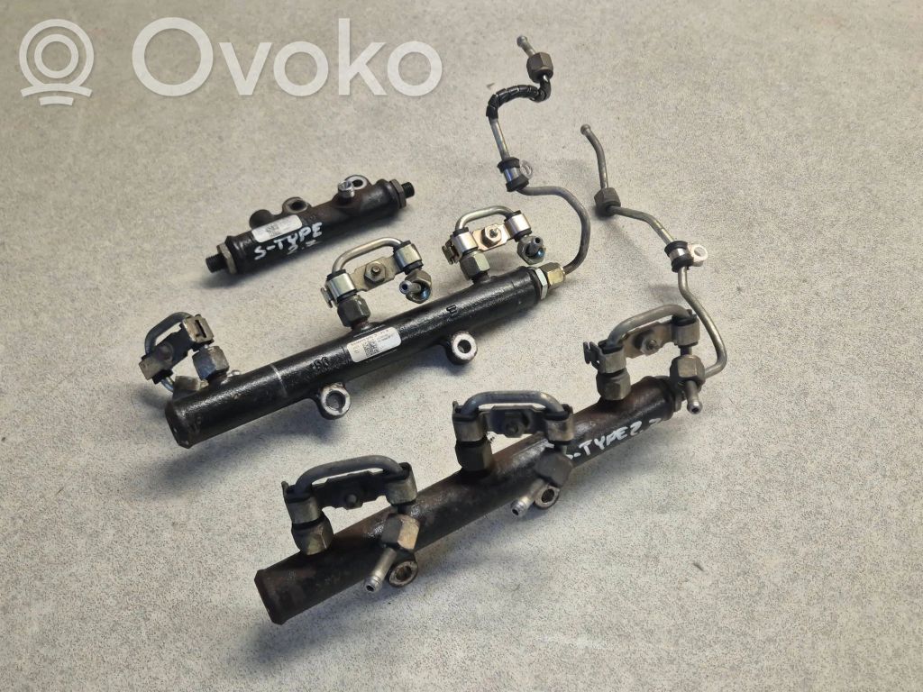 Jaguar S-Type Listwa wtryskowa 