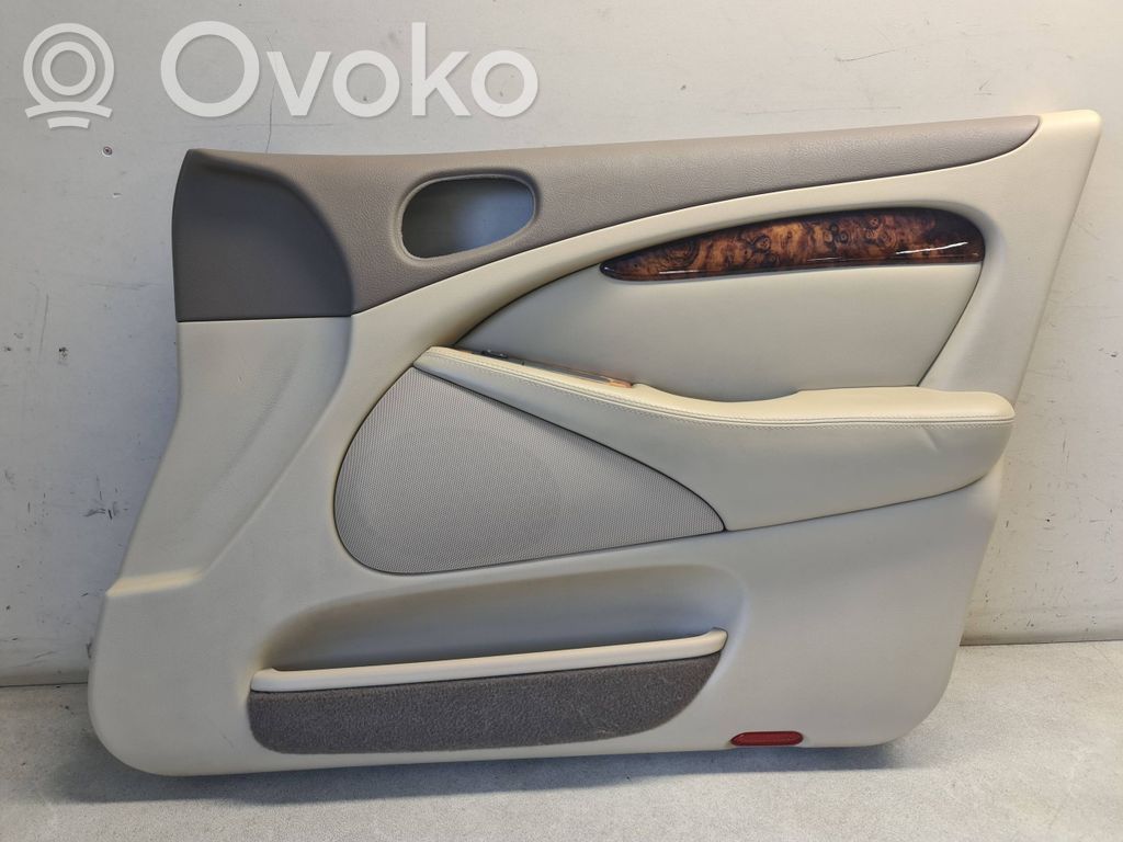 Jaguar S-Type Etuoven verhoilu 
