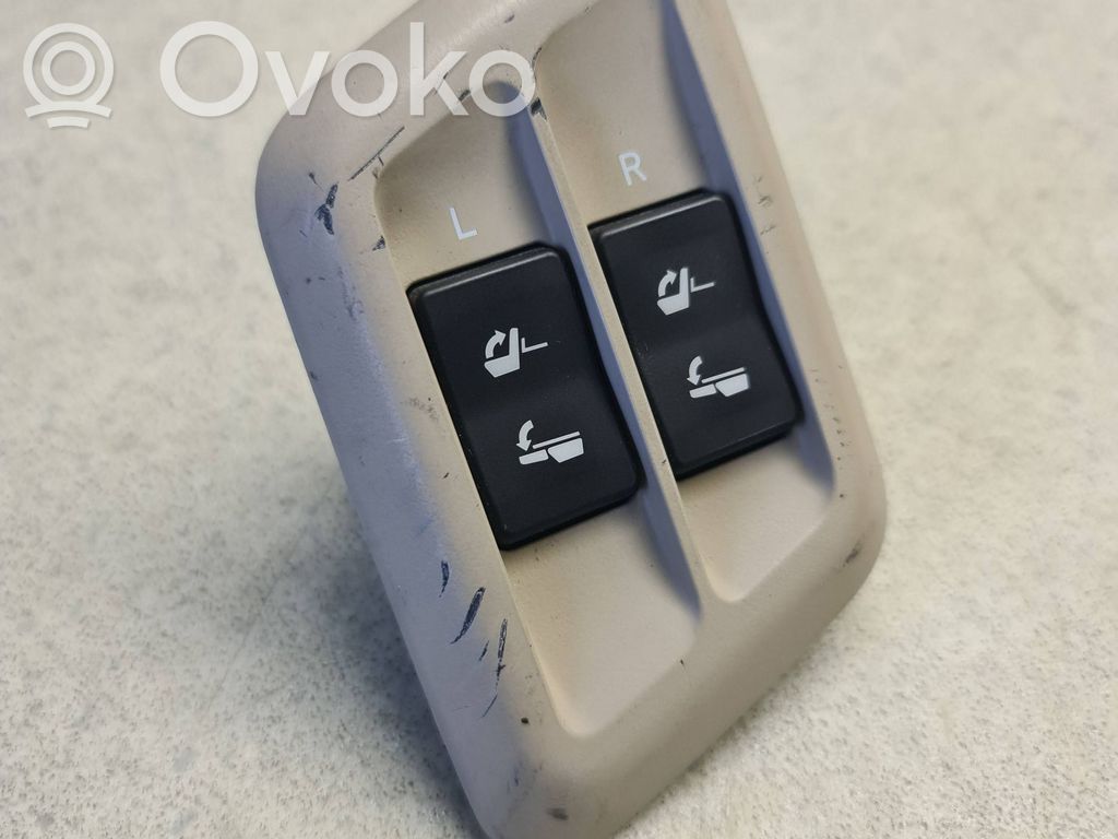 Toyota Land Cruiser (J150) Seat control switch 