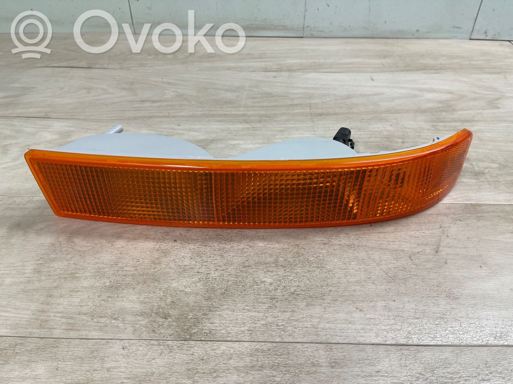 Frontblinker   16530392,20772637