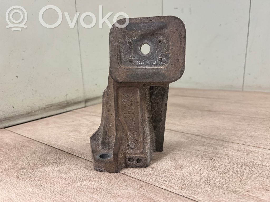 Land Rover Discovery 4 - LR4 Engine mounting bracket 
