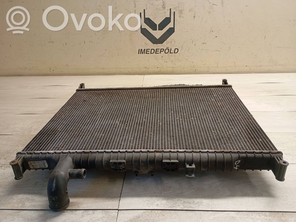 Land Rover Discovery 4 - LR4 Chłodnica 