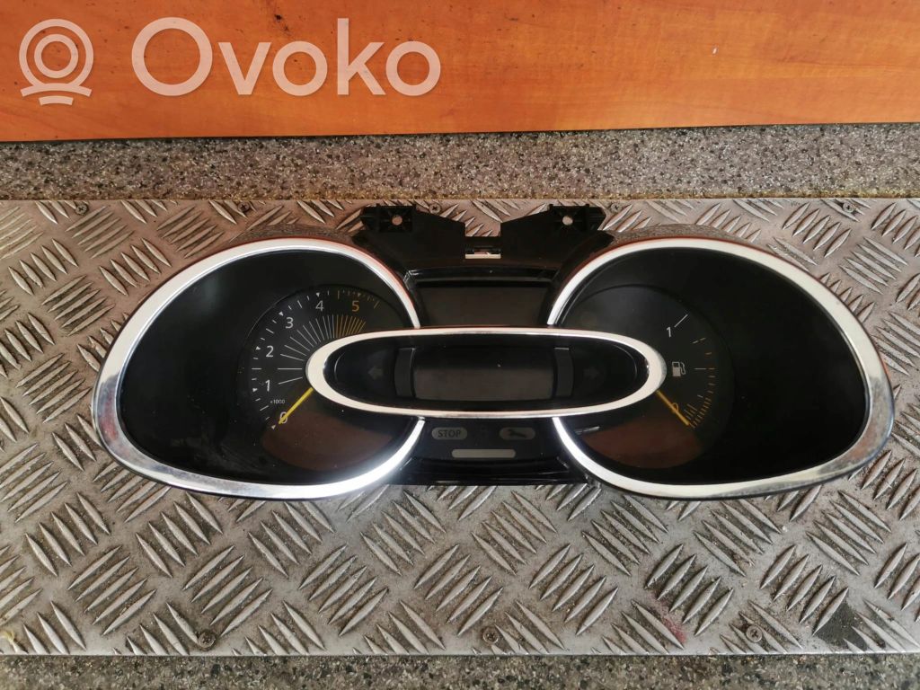 Renault Clio IV Speedometer (instrument cluster) 