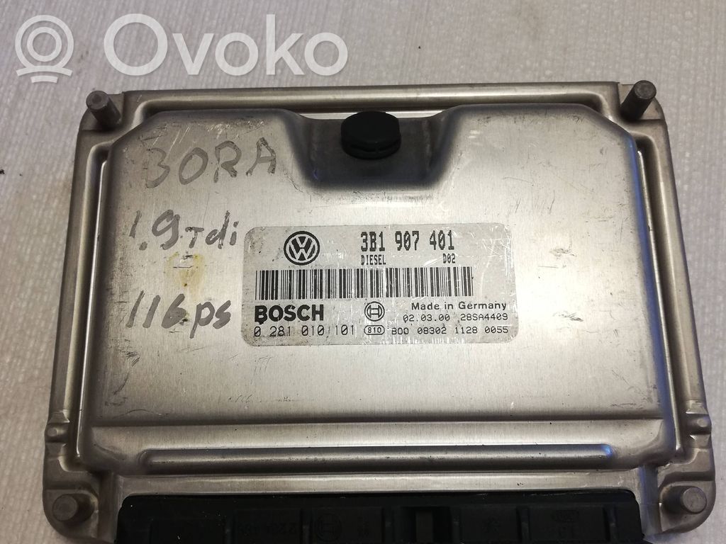 Volkswagen PASSAT B5 Engine control unit/module 
