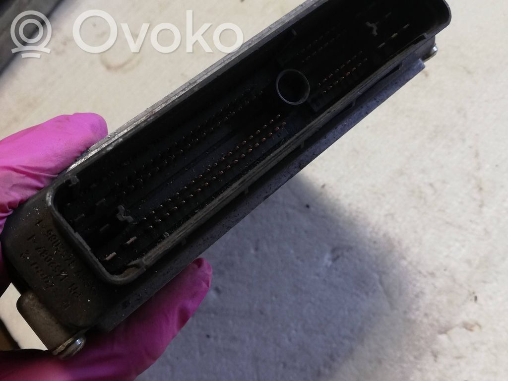 Ford Mondeo Mk III Engine control unit/module 