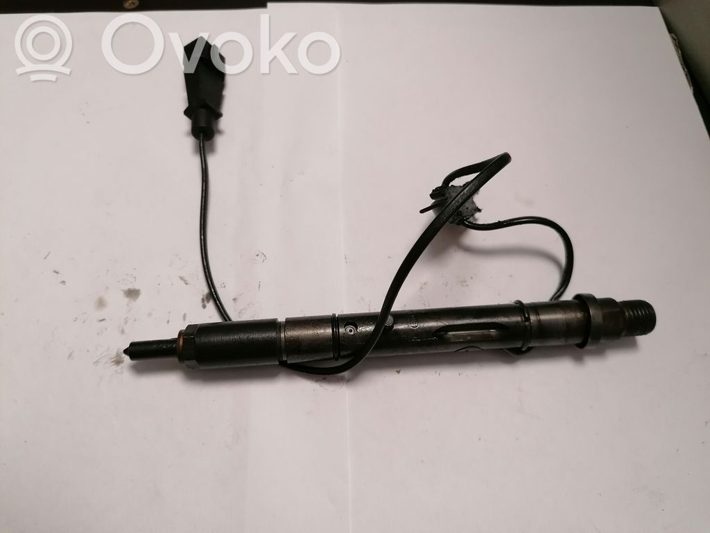 Audi A6 S6 C5 4B Inyector de combustible 
