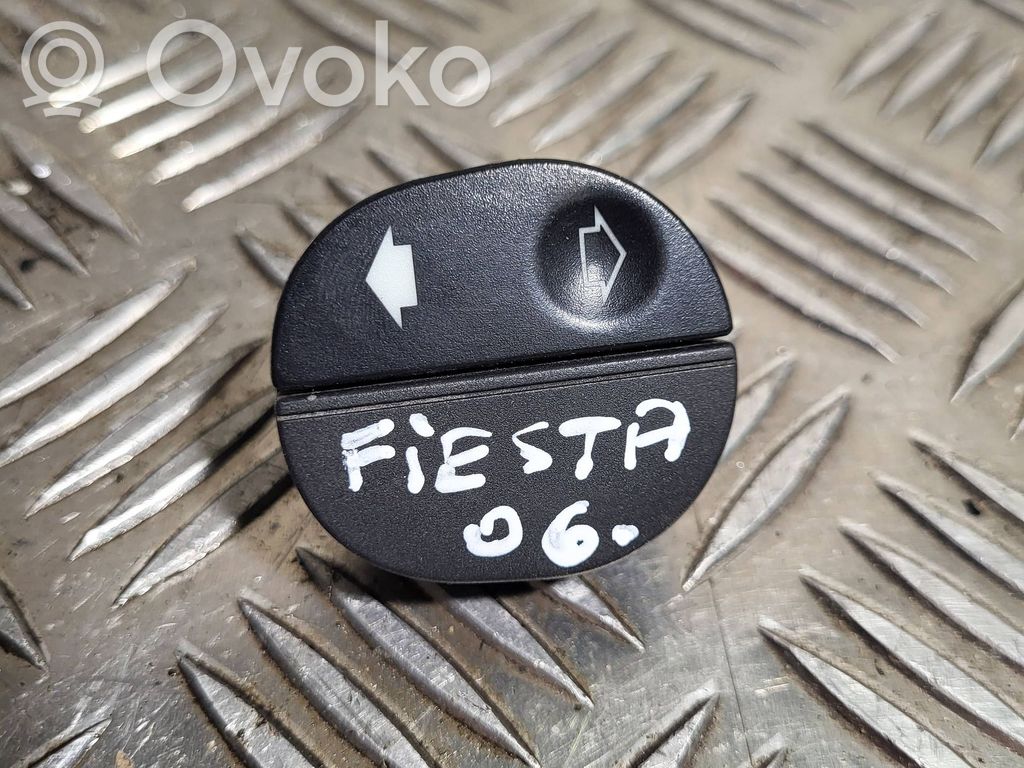 Ford Fiesta Electric window control switch 