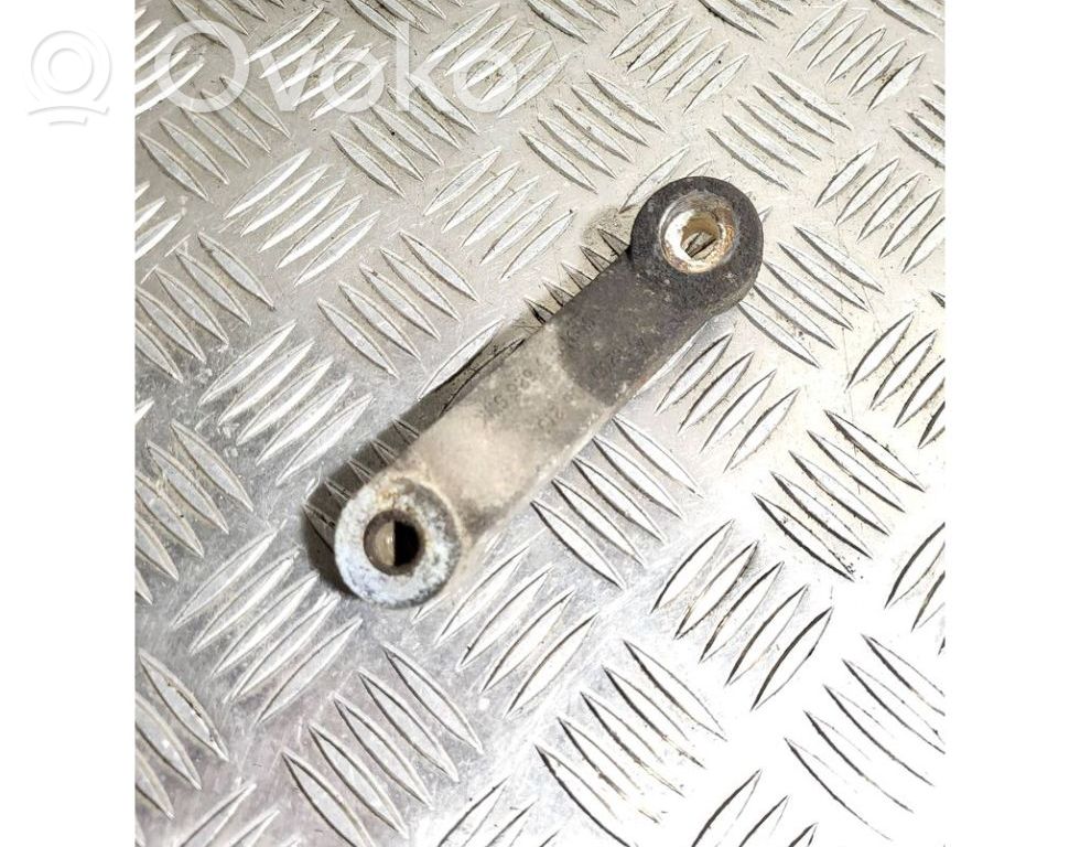 Renault Trafic II (X83) Engine mounting bracket 