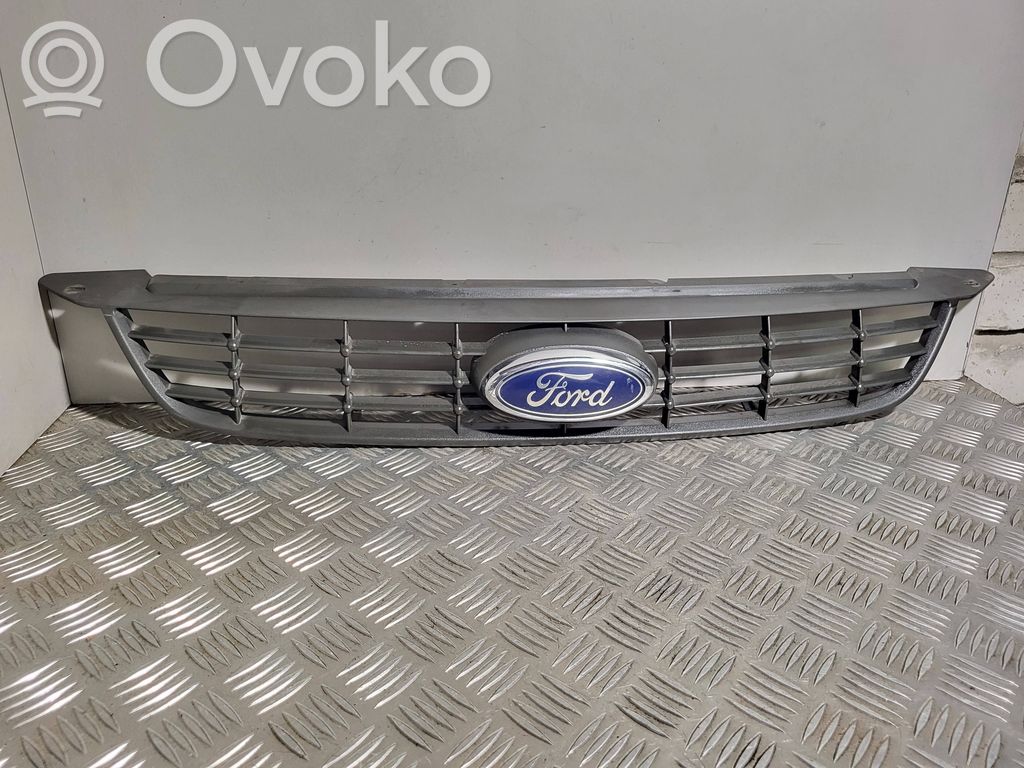 Ford Focus Etusäleikkö 