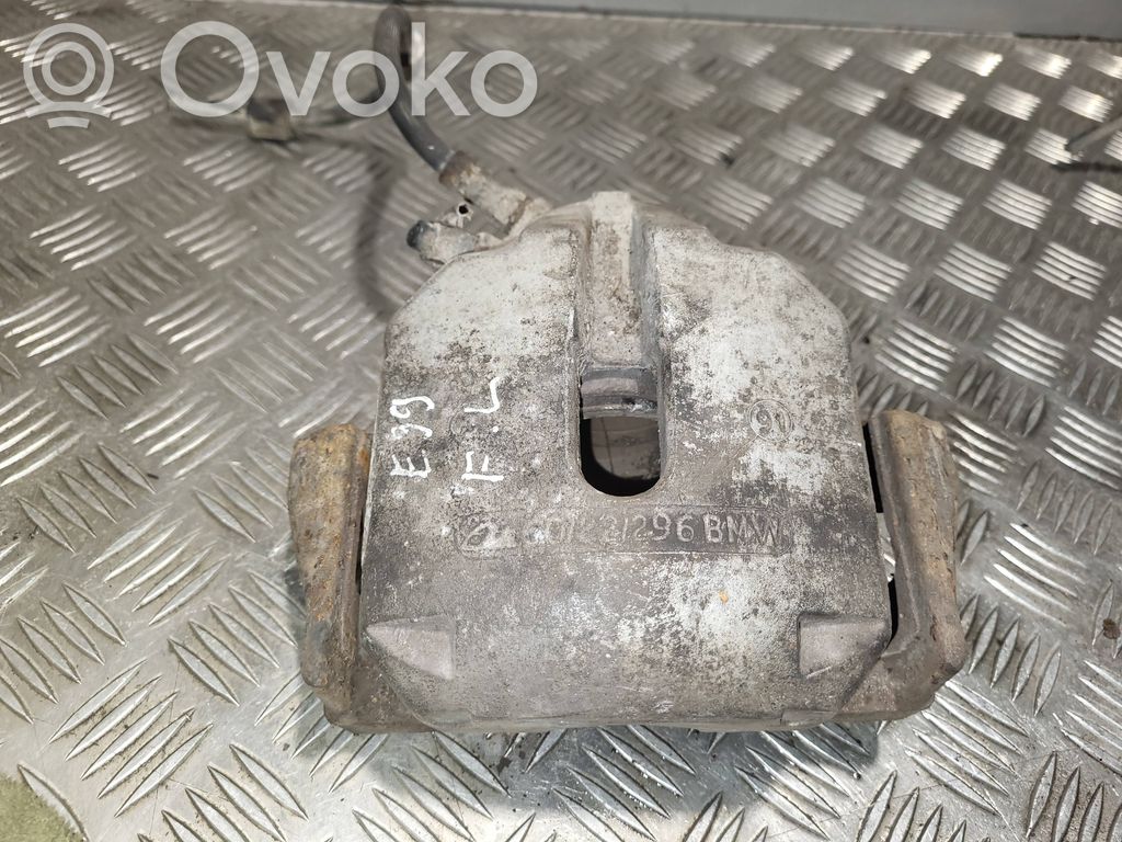 BMW 5 E39 Front brake caliper 
