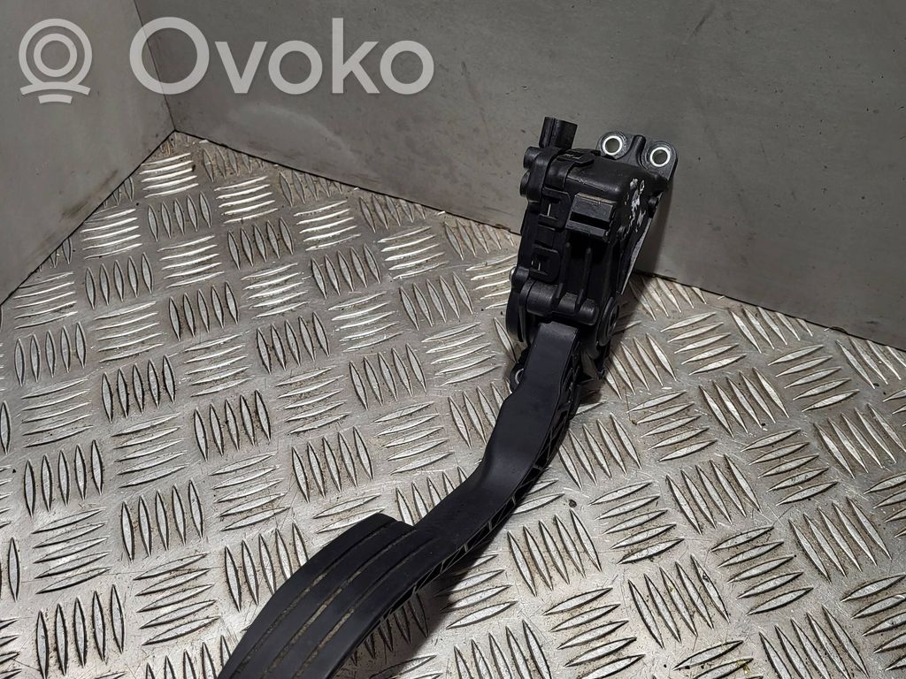 Renault Twingo II Accelerator throttle pedal 
