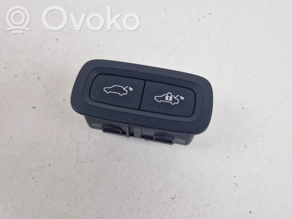 Tailgate/trunk/boot open switch   31674801