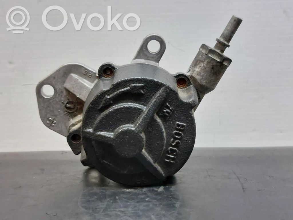 Vacuum pump