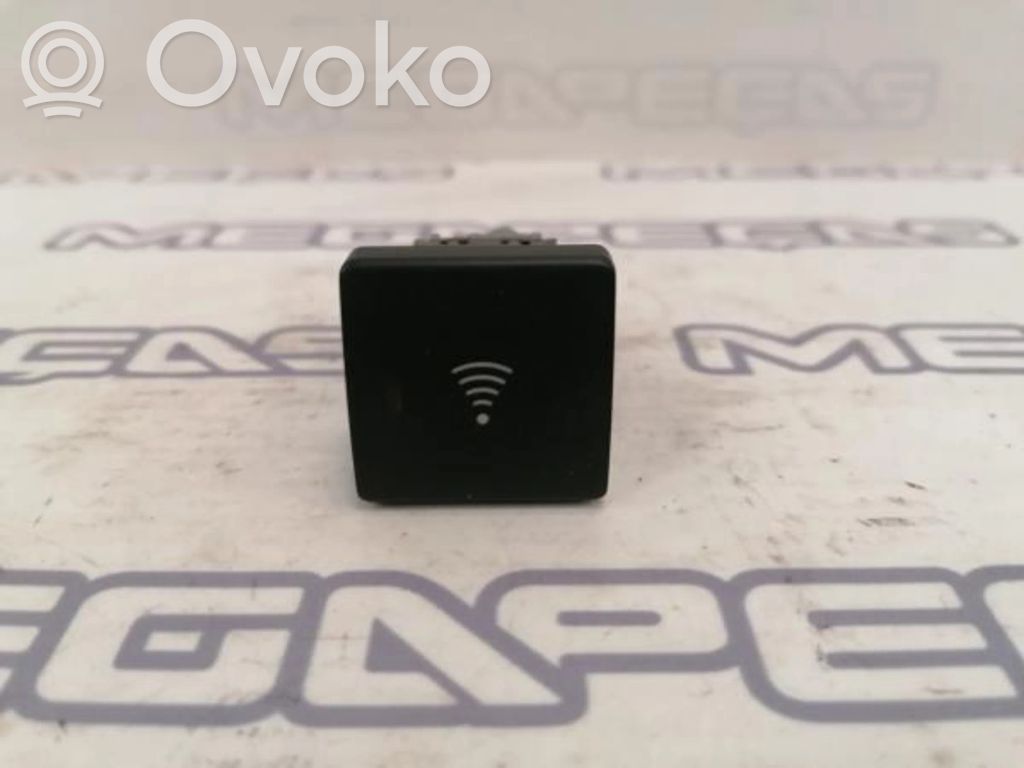 Peugeot 607 Alarm switch 