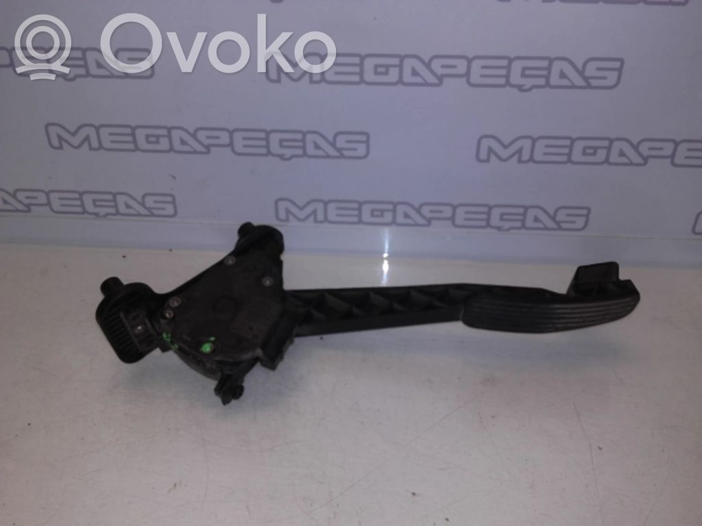 Pedal assembly   9206836,9169203,9173132,9472051