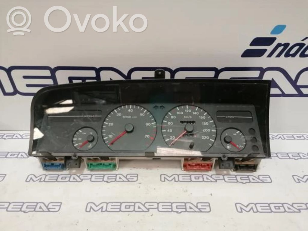 Citroen Xantia Speedometer (instrument cluster) 