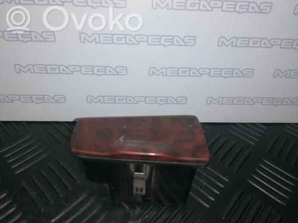 Audi A8 S8 D2 4D Cenicero del coche 