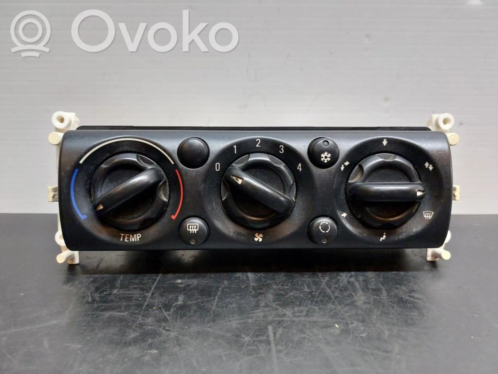 Climate control unit   64111502214