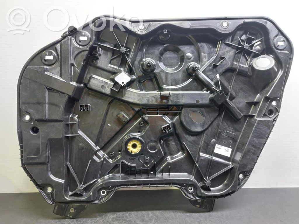 BMW 1 F40 Fensterhebermechanismus ohne Motor Tür vorne 