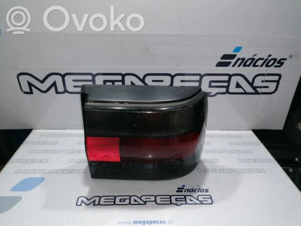 Renault 19 Tailgate rear/tail lights 