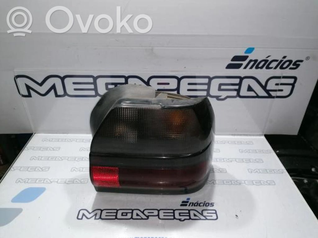 Renault 19 Tailgate rear/tail lights 