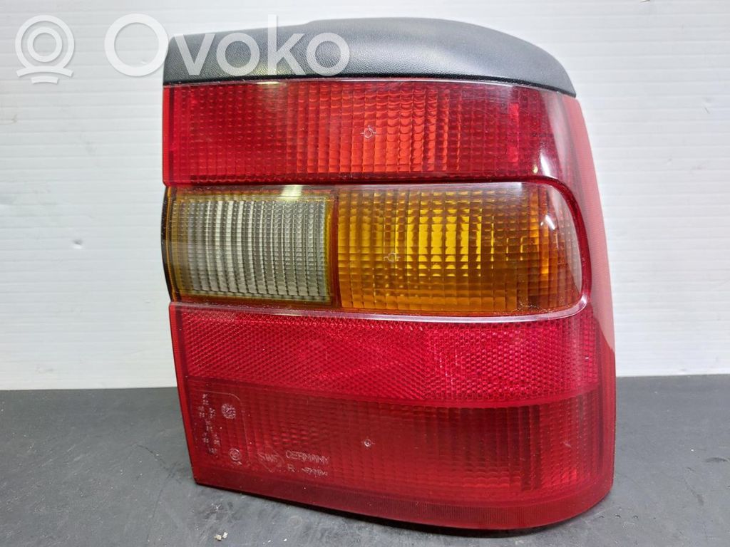 Opel Vectra A Luci posteriori 
