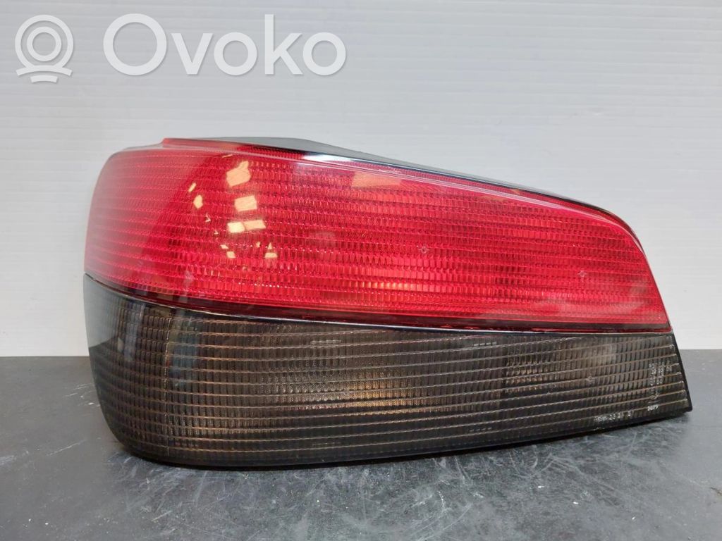 Peugeot 306 Luci posteriori del portellone del bagagliaio 