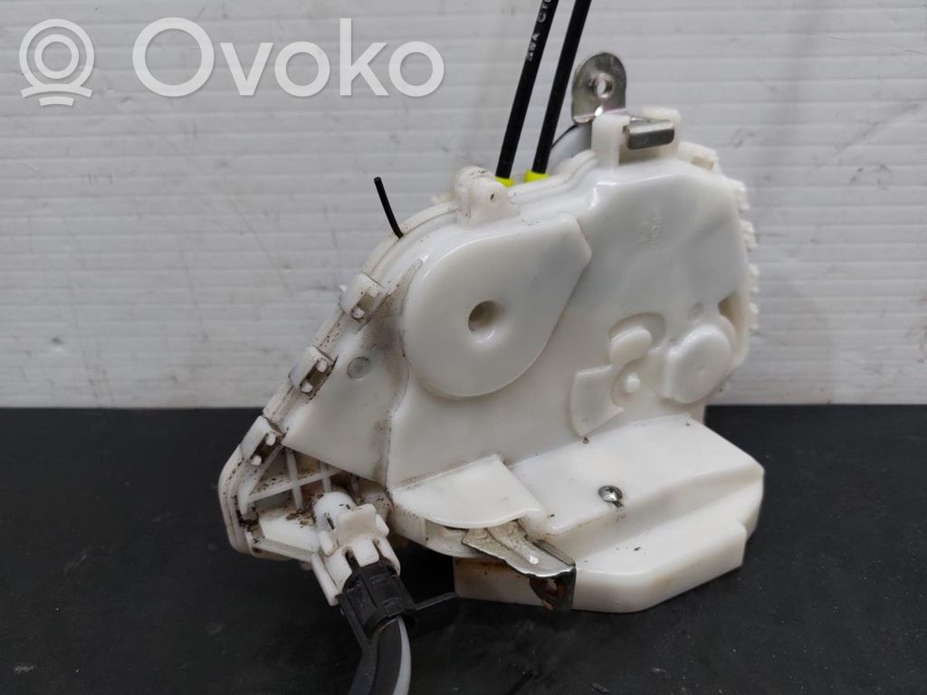 Honda CR-V Zamek drzwi przednich 