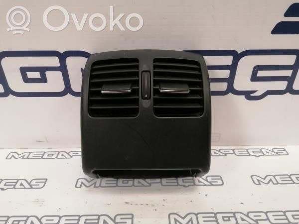 Mercedes-Benz C W204 Rejilla de ventilación central del panel