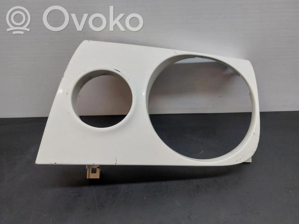 Front grill   624117F