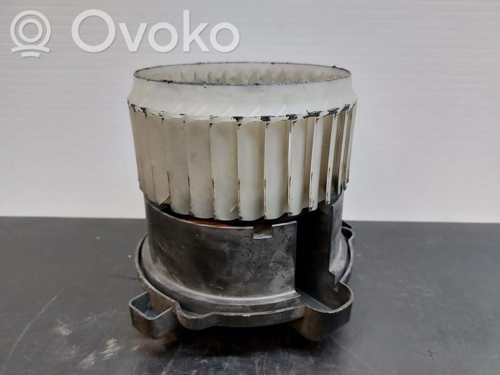 Mazā radiatora ventilators   14903348