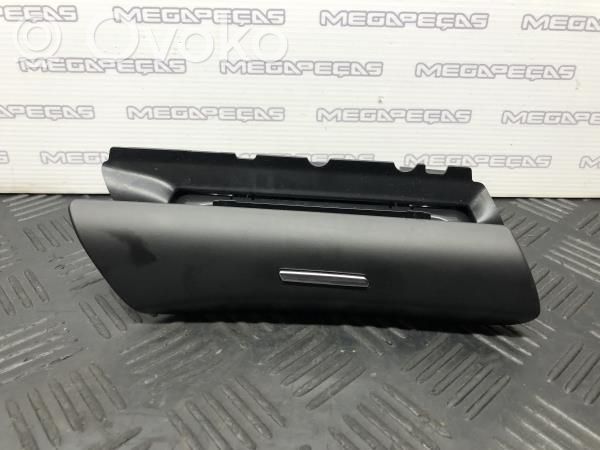 Porsche Cayenne (92A) Vano portaoggetti 