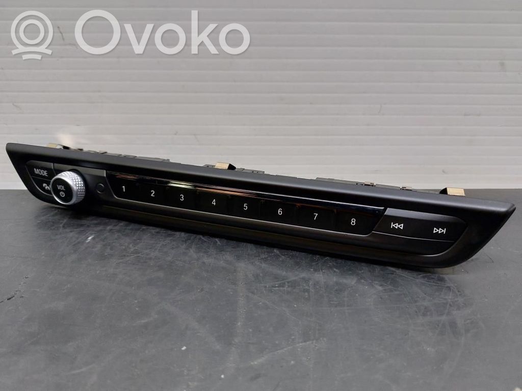BMW 1 F40 Unidad delantera de radio/CD/DVD/GPS 