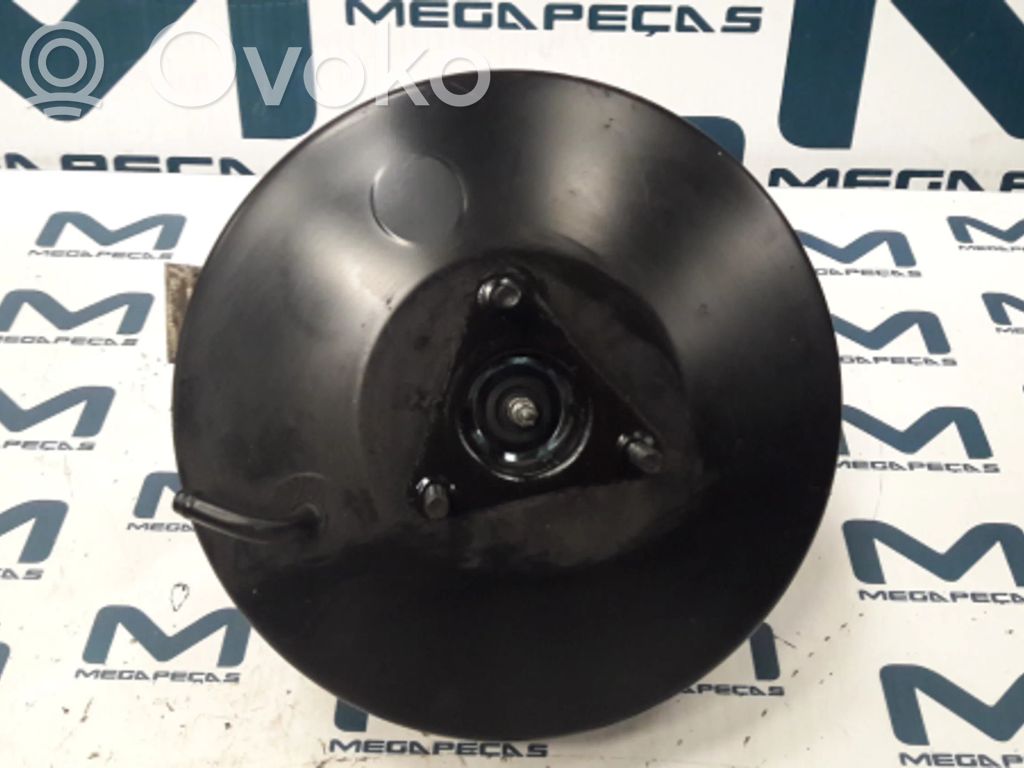 Toyota Corolla E90 Servo-frein 