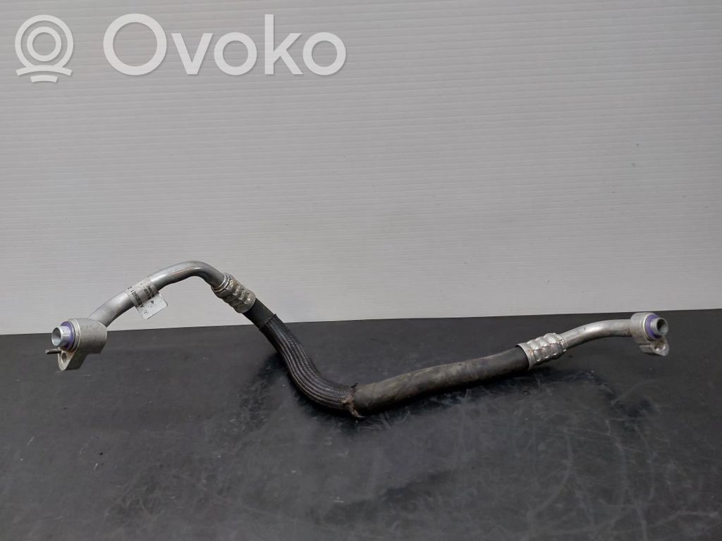 Ilmastointilaitteen putki (A/C)   A1778305601