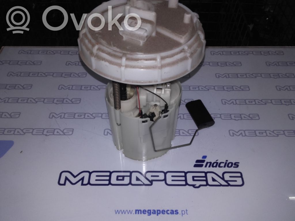 Opel Corsa D Bomba interna de combustible 