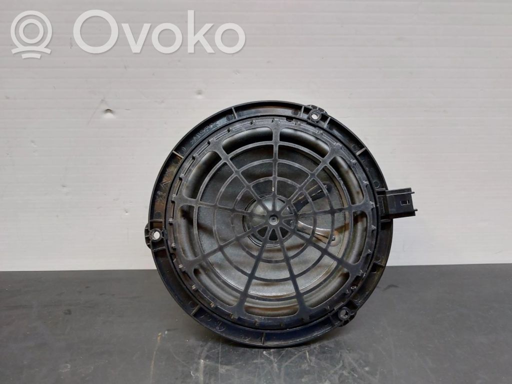 Opel Corsa F Altavoz subwoofer 