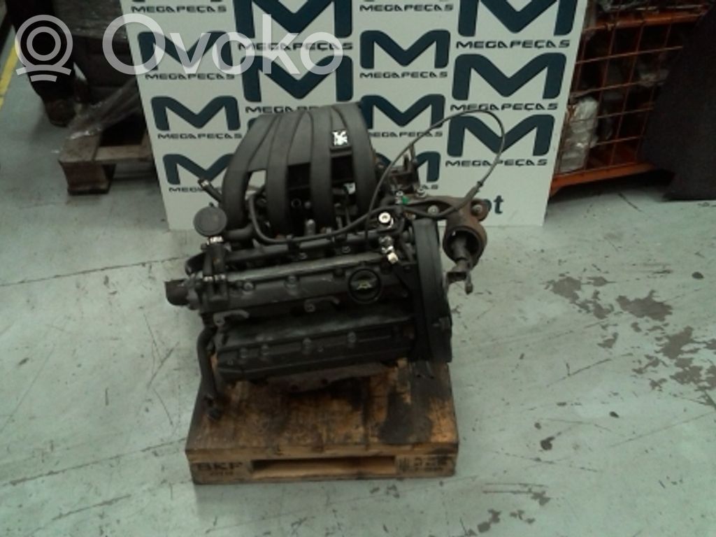 Peugeot 406 Engine 