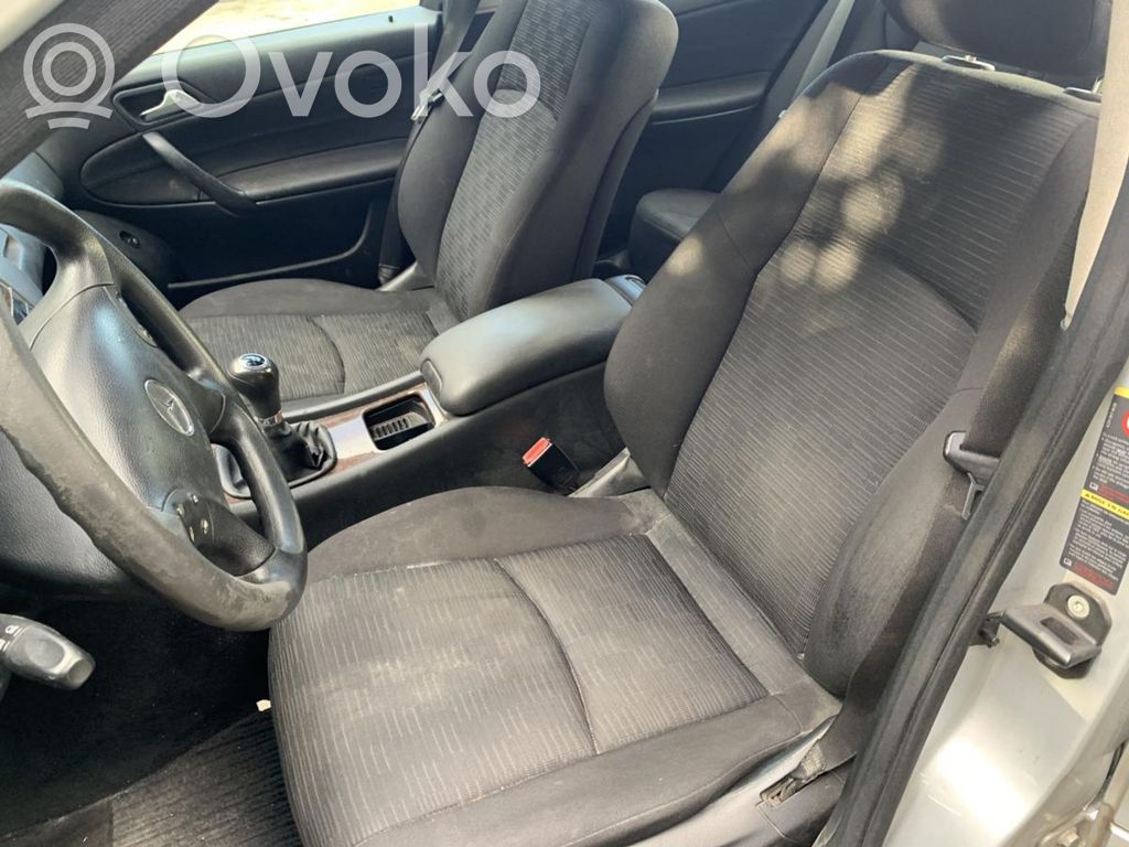 Mercedes-Benz C W203 Sėdynių komplektas 