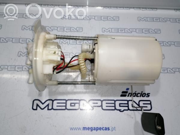 Bomba interna de combustible   31110B9000