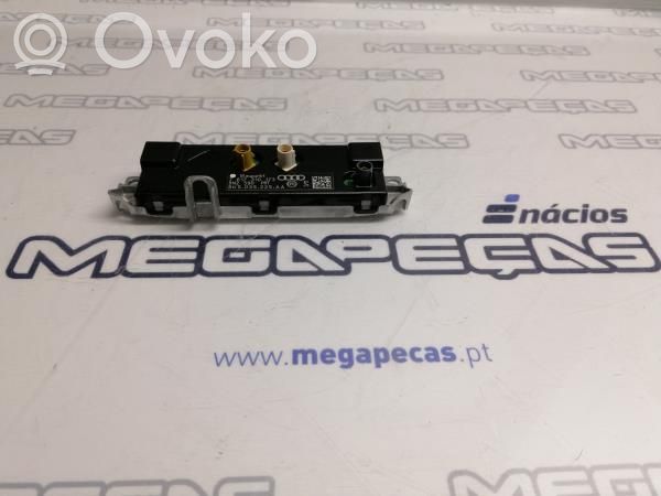 Antenos stiprintuvas   8K5035225AA,7617310173