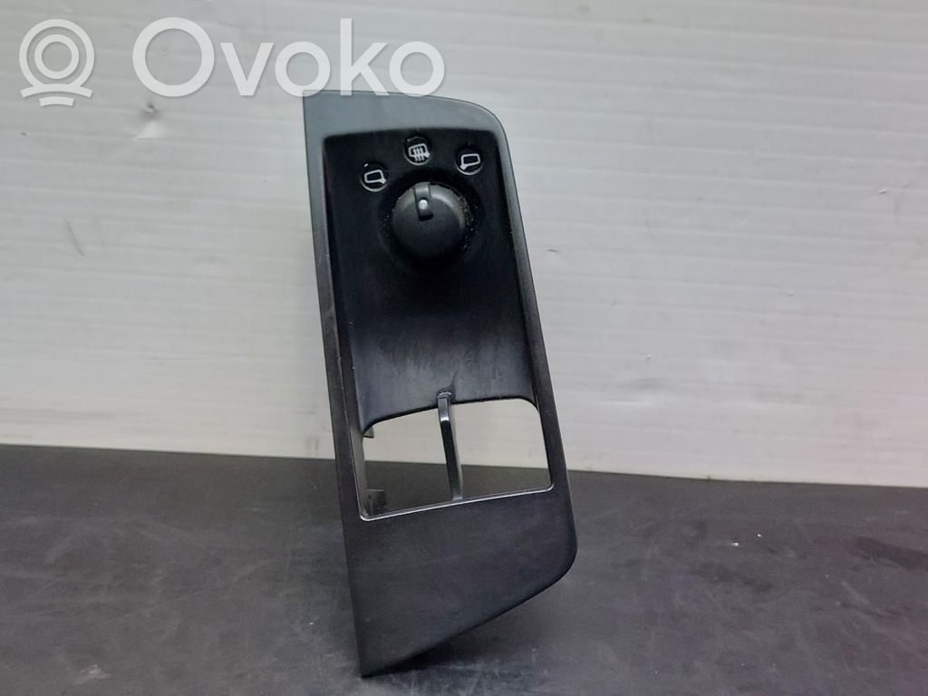 Audi A1 Wing mirror switch 