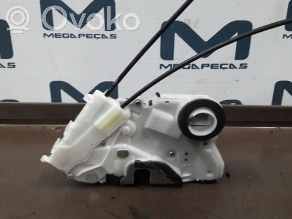 Toyota Yaris Încuietoare ușă față 